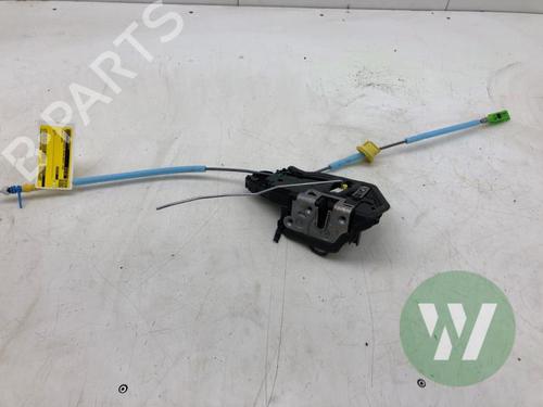 Used Electronic module Electronic module BMW X1 (U11) xDrive 30e Plug-in-Hybrid (326 hp) 39915292 39915292
