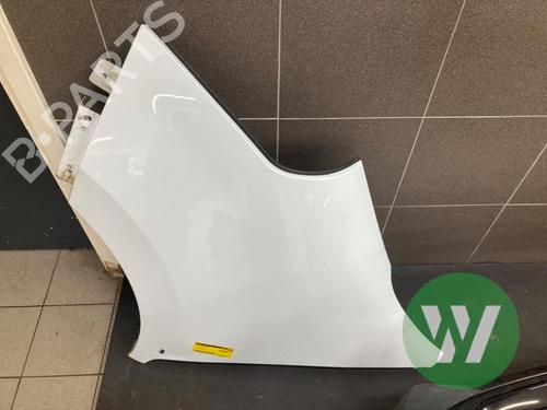 Used Left front fenders Left front fenders RENAULT MASTER III Platform/Chassis (EV, HV, UV) 2.3 dCi 170 FWD (EV0L, HV0L, UV0L) (170 hp) 40261330 40261330