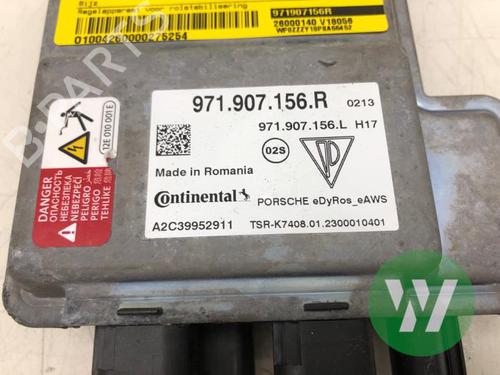 Used Control unit Control unit PORSCHE TAYCAN Cross Turismo (Y1B) 4S Performance Battery Plus (Y1BDB1) (571 hp) 39916149 39916149