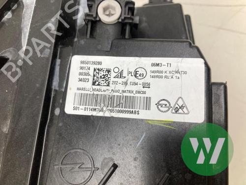 Right headlight OPEL GRANDLAND / GRANDLAND X (A18, P1UO) 1.2 (75) | BP32503760C29