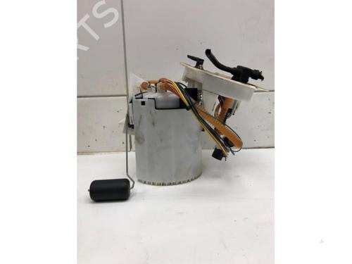 Used Fuel pump VOLVO V60 II (225) T8 Plug-in Hybrid AWD (390 hp) 19275926