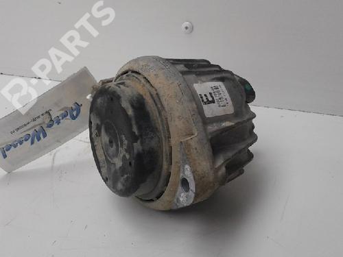 Used Support BMW 1 (E81) 116 d (116 hp) 9098549