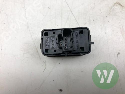 Warning switch FORD USA MUSTANG MACH-E (CGW) EV | BP40486878I22 - Image 3