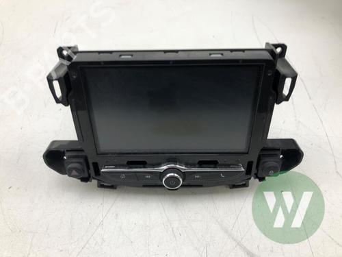 Used Display monitor Display monitor VAUXHALL GRANDLAND X / GRANDLAND (A18) 1.6 Turbo D (75) (120 hp) 34221777 34221777
