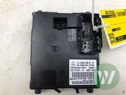 Used Electronic module Electronic module MERCEDES-BENZ C-CLASS T-Model (S205) C 300 EQ Boost (205.283) (258 hp) 40618532 40618532