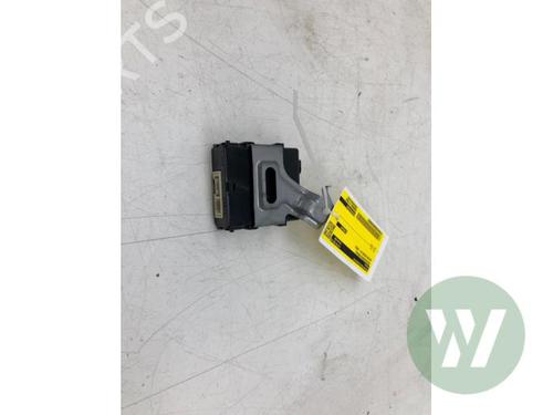 Used Electronic module Electronic module SUZUKI SWACE (AMZ_) 1.8 Hybrid (122 hp) 39914542 39914542