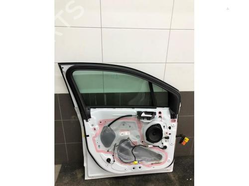 Left front door OPEL CROSSLAND X / CROSSLAND (P17, P2QO) 1.2 (75) | BP29234876C2 