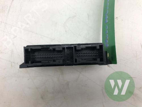 Electronic module JAGUAR E-PACE (X540) 2.0 AWD | BP37233236M83 - Image 2