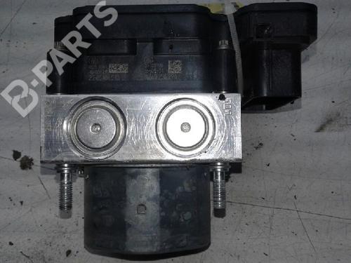 Used ABS pump MERCEDES-BENZ B-CLASS Sports Tourer (W246, W242) B 200 (246.243) (156 hp) 6793454
