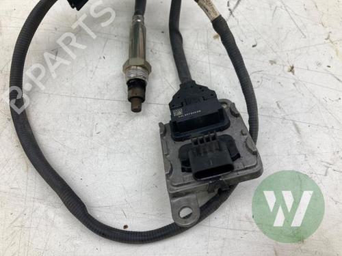 Electronic sensor VW PASSAT B8 (3G2, CB2) 2.0 TDI | BP35798162M84 - Image 3