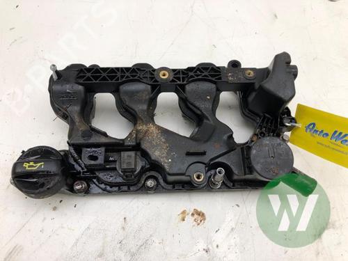 Used Valve cover PEUGEOT 2008 I (CU_) 1.5 BlueHDI 100 (102 hp) 31319807