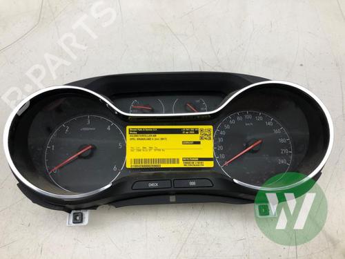 Display Display VAUXHALL GRANDLAND X / GRANDLAND (A18) 1.6 Turbo D (75) (120 hp) 34228414 34228414