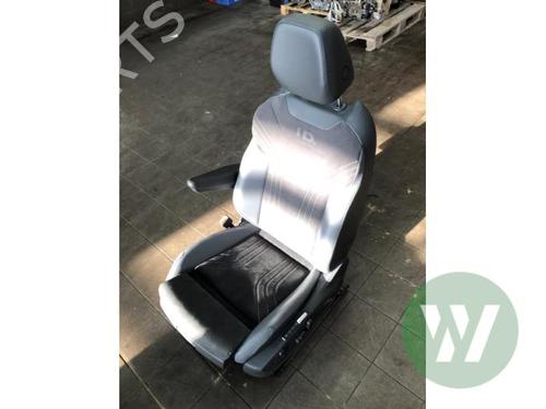 Used Left front seat Left front seat VW ID.4 (E21) Performance (204 hp) 33426813 33426813