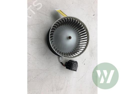 Used Heater blower motor Heater blower motor SEAT Mii (KF1, KE1) electric (83 hp) 33560360 33560360