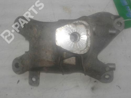 Used Support AUDI A4 B8 Avant (8K5) 2.0 TFSI quattro (211 hp) 9099904