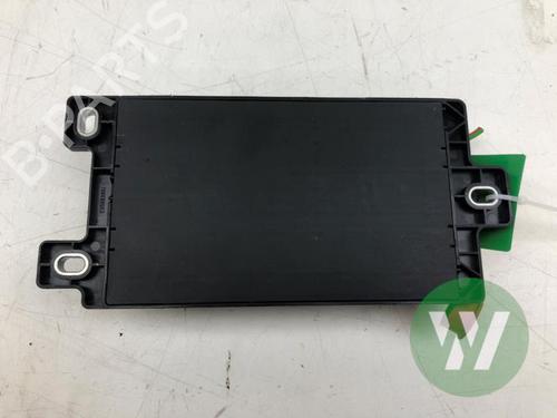 Fuse box JAGUAR E-PACE (X540) 2.0 AWD | BP37228183E1 - Image 3