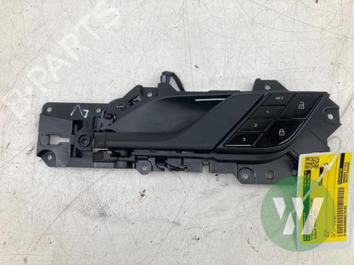 Kombi Kontakt / Stilkkontakt Kombi Kontakt / Stilkkontakt PORSCHE TAYCAN (Y1A) 4S Performance Battery Plus (Y1ADB1) (571 hp) 39914826 39914826