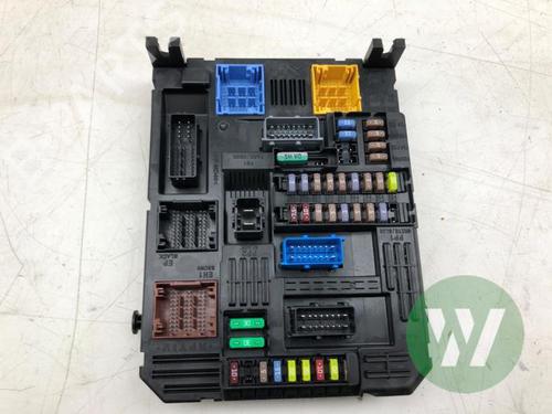 Fuse box OPEL CORSA F (P2JO) 1.2 (68) | BP32974660E1 - Image 2