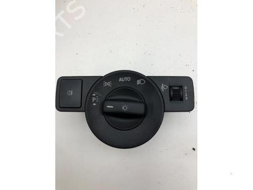 Used Headlight switch MERCEDES-BENZ VITO Van (W447) 114 CDI (447.601, 447.603, 447.605) (136 hp) 17704333