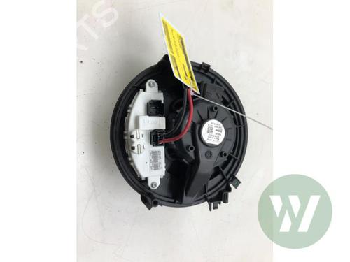 Used Heater blower motor VW GOLF VII (5G1, BQ1, BE1, BE2) 2.0 GTI (245 hp) 31577285