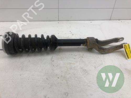 Used Left front shock absorber JAGUAR F-PACE (X761) 2.0 Ti4 AWD (300 hp) 32179812