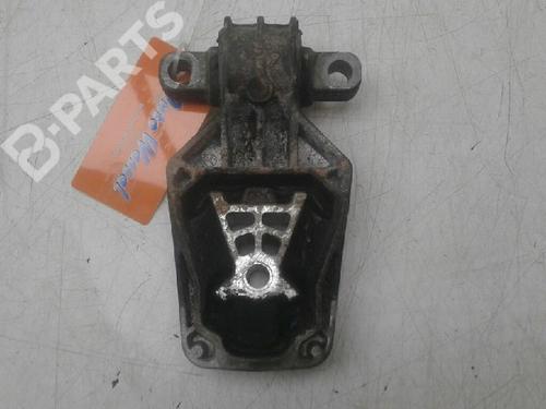 Used Support MERCEDES-BENZ A-CLASS (W176) A 180 CDI / d (176.012) (109 hp) 9098740