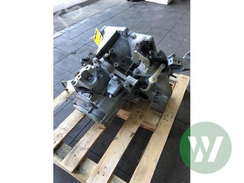 Used Gearbox Gearbox OPEL CORSA F (P2JO) 1.2 (68) (101 hp) 32769725 32769725