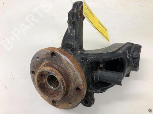 Used Right front steering knuckle PEUGEOT 2008 I (CU_) 1.2 THP 110 / PureTech 110 (110 hp) 29217308