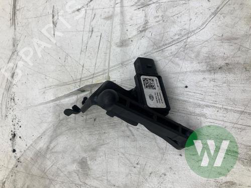 Electronic sensor AUDI Q5 (GUB) SQ5 TFSI quattro | BP40197509M84 - Image 2