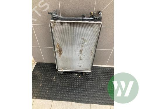 Used Water radiator Water radiator SEAT IBIZA V (KJ1, KJG) 1.0 TSI (110 hp) 39951330 39951330
