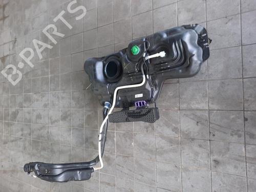 Used Fuel tank OPEL CORSA F (P2JO) 1.2 (68) (75 hp) 14576370
