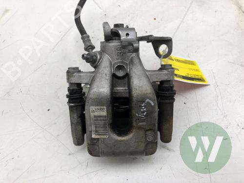 Venstre bremsekaliber bag OPEL CROSSLAND X / CROSSLAND (P17, P2QO) 1.2 (75) (110 hp) 31803952