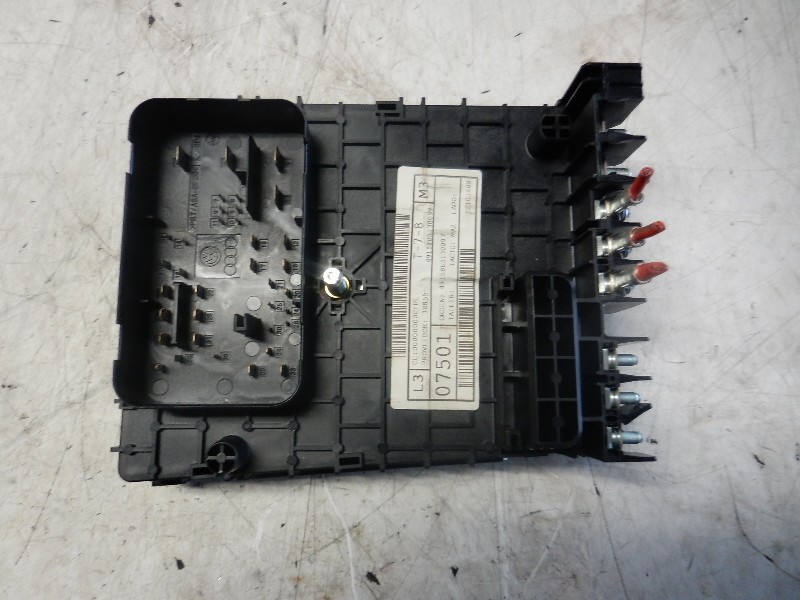 Fuse box AUDI Q3 (8UB, 8UG) 1.4 TSI 1055849 BParts