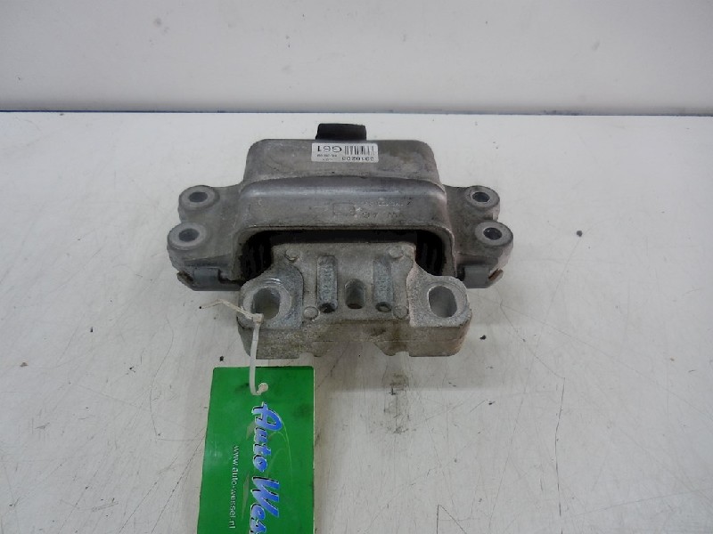Engine mount VW GOLF PLUS V (5M1, 521) 1.6 TDI 9098452 BParts