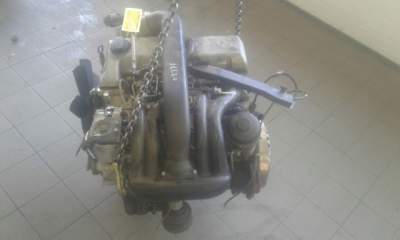 Engine MERCEDES-BENZ C-CLASS (W202) C 200 D (202.120) 5769067 | B 