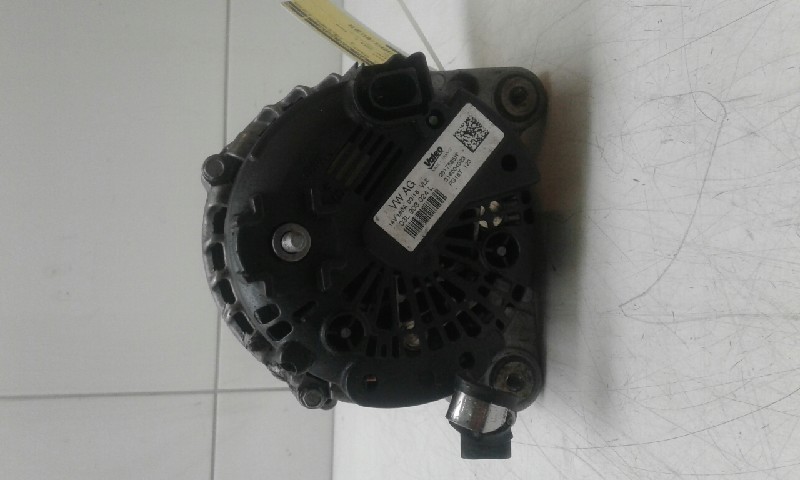 Alternateur-SKODA SUPERB 1.6-2.0 TDI /& 4x4 2008-2015 180 A ORIGINAL