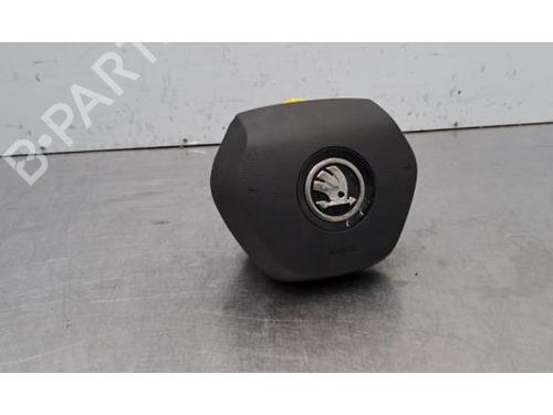 driver-airbag-skoda-octavia-iv-combi-nx5-pv5-2019-33132080 main image