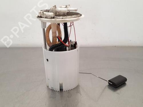 Used Fuel pump OPEL VIVARO B Van (X82) 1.6 CDTI (05) (120 hp) 17115284