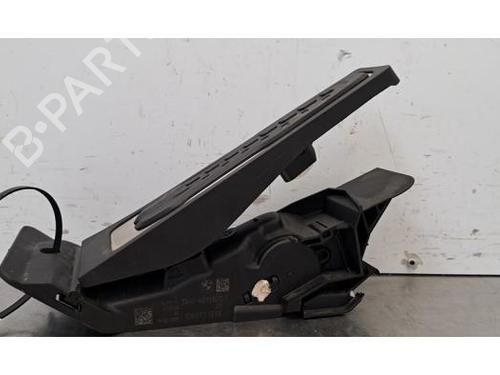 pedal-bmw-4-gran-coupe-g26-2021-34268533 main image