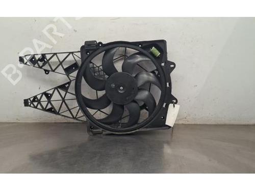 Used Radiator fan Radiator fan FIAT DOBLO Bus (263_) 1.3 D Multijet (263AXU1A, 263AYB1A) (95 hp) 40065944 40065944