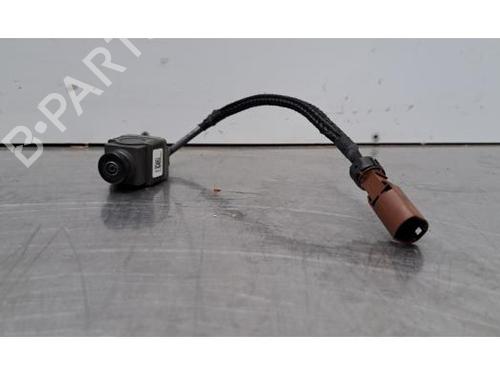 camera-mercedes-benz-glb-x247-2019-39153701 main image