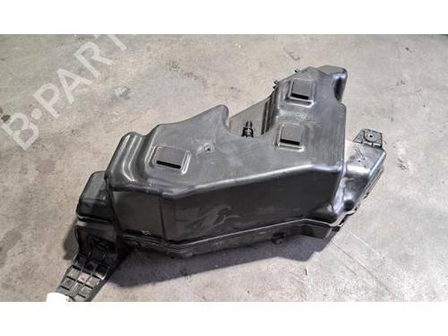 Used AdBlue tank BMW i4 (G26) eDrive40 (340 hp) 23627526