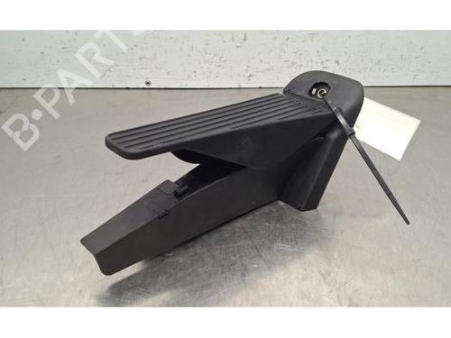 Used Pedal Pedal 39642279 39642279
