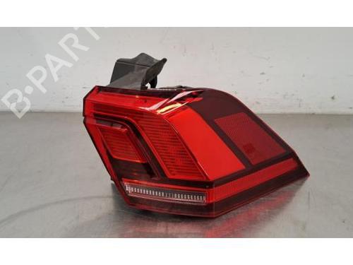 Used Right taillight VW TIGUAN (AD1, AX1) 1.5 TSI (150 hp) 29393172