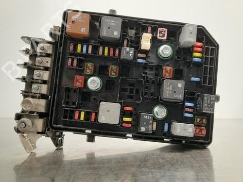 Used Fuse box OPEL ASTRA K Sports Tourer (B16) 1.6 CDTi (35) (110 hp) 23592681