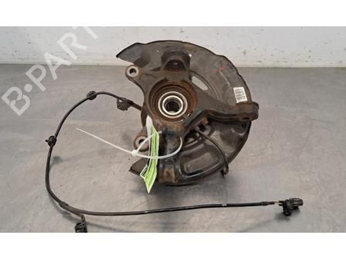 Used Left front steering knuckle TOYOTA YARIS (_P13_) 1.5 (NSP131_) (112 hp) 15022014