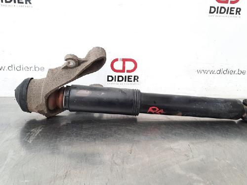 right-rear-shock-absorber-volvo-v90-ii-estate-235-d3-p31658009-2016-10884401 main image