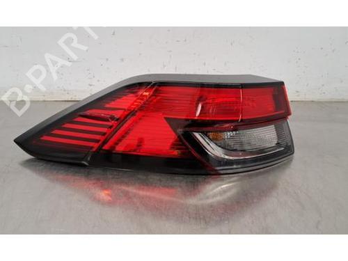 Venstre baglygte TOYOTA YARIS CROSS (MXP_) 1.5 (MXPB10) (125 hp) 30714286