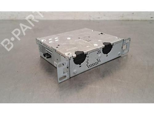 Used Radio RENAULT CLIO V (B7_) 1.0 TCe 90 (B7MT) (91 hp) 24705757