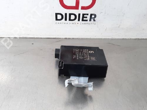 Used Electronic module TOYOTA YARIS (_P13_) 1.0 (KSP130_, KSP130) (69 hp) 10884921